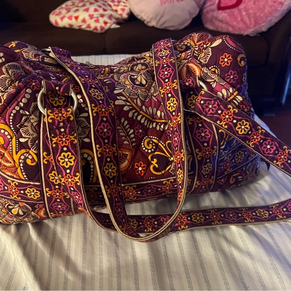 Vera Bradley  new used a couple off times - Picture 1 of 7